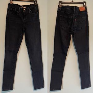 Levi’s 311 Jeans